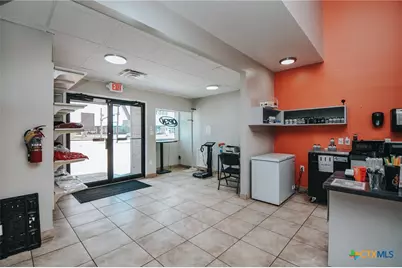 6801 N Navarro Street #A, Victoria, TX 77904 - Photo 8