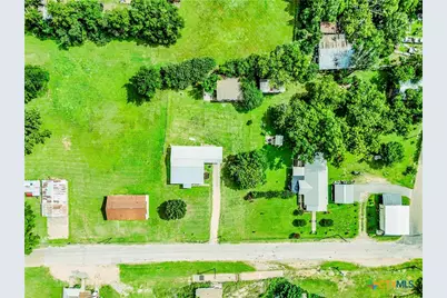 507 E 1st Street, Cameron, TX 76520 - Photo 26