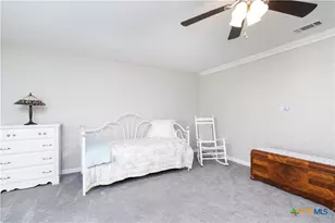 507 E 1st St, Cameron, TX 76520 - Photo 8