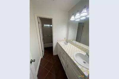 403 Turtle Rock Drive, Victoria, TX 77904 - Photo 20