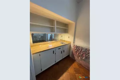 403 Turtle Rock Drive, Victoria, TX 77904 - Photo 6