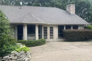 403 Turtle Rock Dr, Victoria, TX 77904 - Photo 24