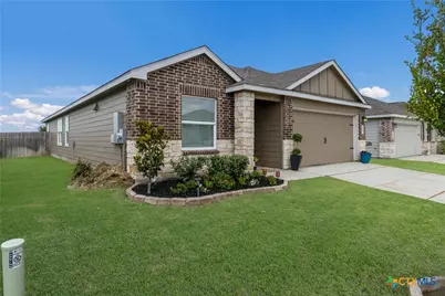 337 Cordova Crossing, Seguin, TX 78155 - Photo 4