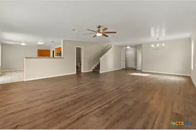 671 Northwest Crossing Drive, New Braunfels, TX 78130 - Photo 16