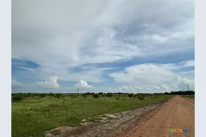 11 Dentler, Victoria, TX 77905 - Photo 4