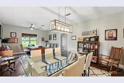 130 Oak Ridge Drive, New Braunfels, TX 78132 - Photo 18