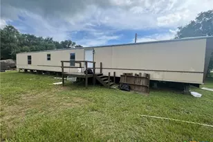 408 Debbie St, Victoria, TX 77905 - Photo 1