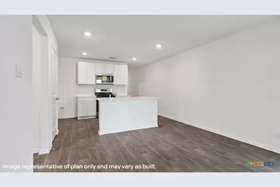 914 Indian Way, Seguin, TX 78155 - Photo 12