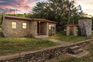 1338 County Rd 2998, Evant, TX 76525 - Photo 24