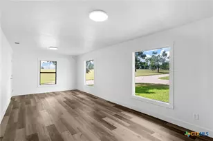 1524 E Avenue B, Temple, TX 76501 - Photo 20