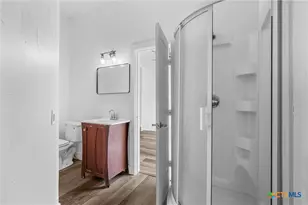 1524 E Avenue B, Temple, TX 76501 - Photo 12