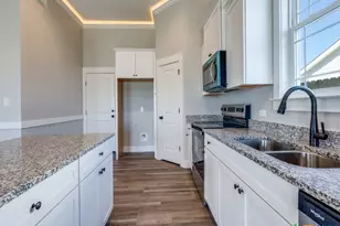 188 Turnberry Dr, La Vernia, TX 78121 - Photo 8