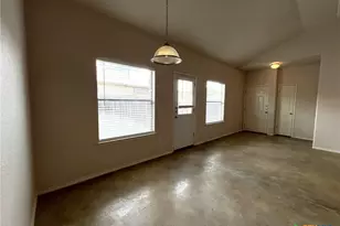 271 Rosalie Dr, New Braunfels, TX 78130 - Photo 10