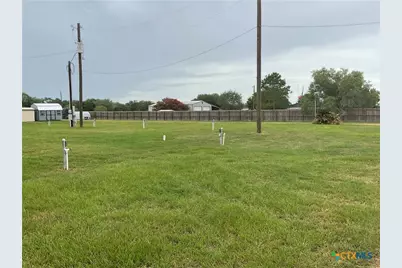 46 County Road 400, Yoakum, TX 77995 - Photo 2