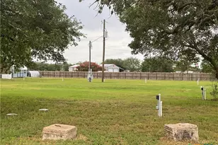 46 Co Rd 400, Yoakum, TX 77995 - Photo 1