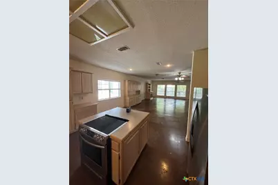 184 E Lincoln Street, New Braunfels, TX 78130 - Photo 14