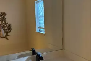 184 E Lincoln St, New Braunfels, TX 78130 - Photo 18