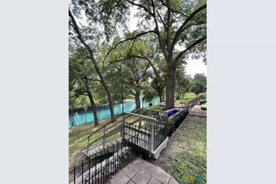 184 E Lincoln Street, New Braunfels, TX 78130 - Photo 40