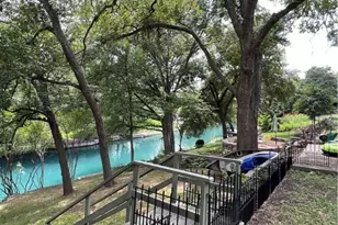 184 E Lincoln St, New Braunfels, TX 78130 - Photo 40