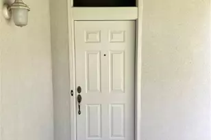 184 E Lincoln St, New Braunfels, TX 78130 - Photo 4