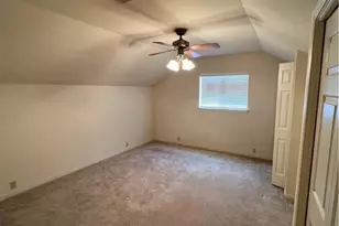 184 E Lincoln St, New Braunfels, TX 78130 - Photo 30