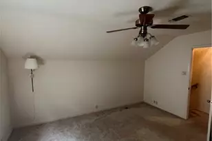 184 E Lincoln St, New Braunfels, TX 78130 - Photo 32