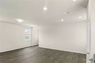 2971 Winding Creek, Kyle, TX 78640 - Photo 8