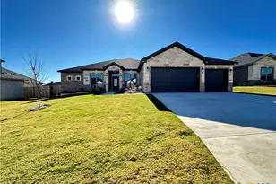 5426 Espiritu Santo, Belton, TX 76513 - Photo 1