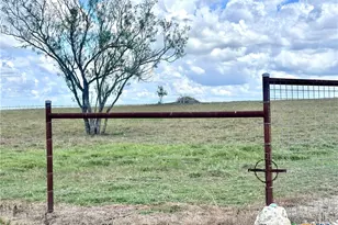 8268 Fm 1347, Stockdale, TX 78160 - Photo 2