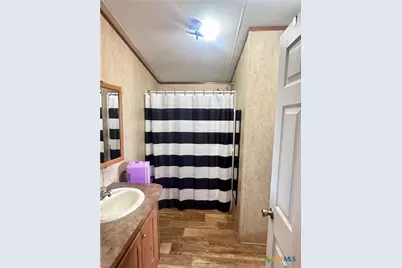 8268 Fm 1347, Stockdale, TX 78160 - Photo 12