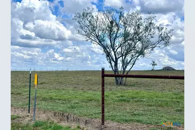 8268 Fm 1347, Stockdale, TX 78160 - Photo 4
