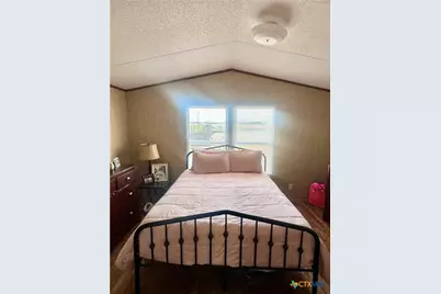 8268 Fm 1347, Stockdale, TX 78160 - Photo 10