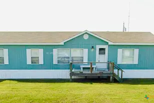 77 Blue St, Port O'Connor, TX 77982 - Photo 26