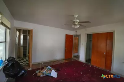 626 E Wallace Street, Gonzales, TX 78629 - Photo 18