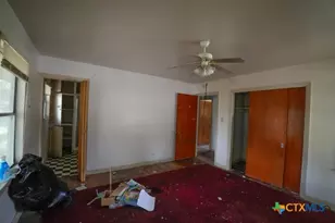 626 E Wallace St, Gonzales, TX 78629 - Photo 18