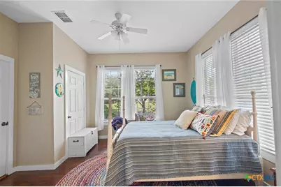 437 E 7th Street, Yorktown, TX 78164 - Photo 20