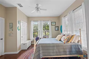 437 E 7th St, Yorktown, TX 78164 - Photo 20