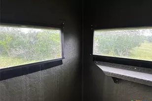 305 Cr 305, Beeville, TX 78102 - Photo 20