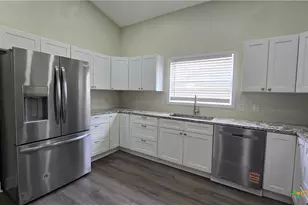 305 Remuda Dr, Liberty Hill, TX 78642 - Photo 10