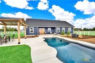 1474 County Rd 342, La Vernia, TX 78121 - Photo 14