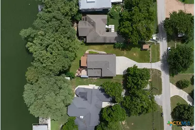 1321 E Zipp Road, New Braunfels, TX 78130 - Photo 4