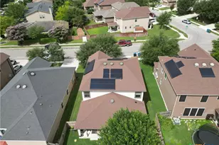 208 Gatewood Clf, Cibolo, TX 78108 - Photo 2