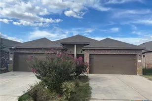 2611 Pahmeyer Rd, New Braunfels, TX 78130 - Photo 2