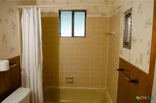 303 E 20th Ave, Belton, TX 76513 - Photo 18