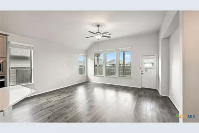 3938 Legend Park, New Braunfels, TX 78130 - Photo 10