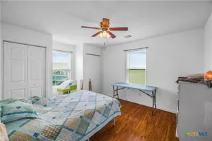 536 Sea Horse Dr, Palacios, TX 77465 - Photo 18