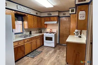 505 Pearl Street, Cuero, TX 77954 - Photo 6