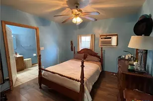 505 Pearl St, Cuero, TX 77954 - Photo 10