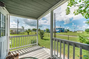 50 Catherine St, Port Lavaca, TX 77979 - Photo 4