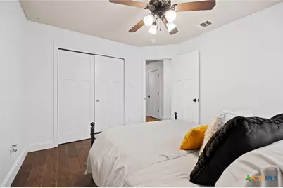 401 Wiltshire Drive, Hutto, TX 78634 - Photo 24